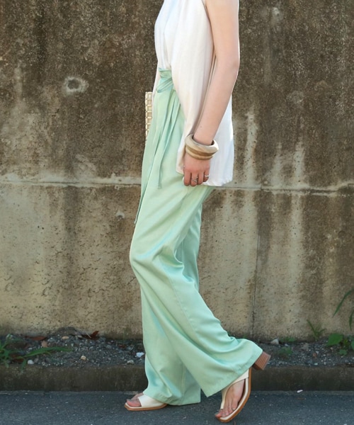 LAULEN（ローレン）の「Satin pants（その他パンツ・レディース・ブラウン/グリーン/ミントグリーン・FREE）」の3枚目の写真