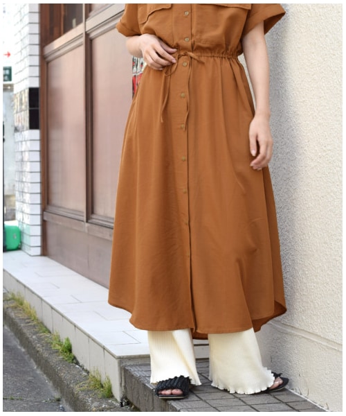 w closet（ダブルクローゼット）の「開襟胸ポケットシャツワンピース