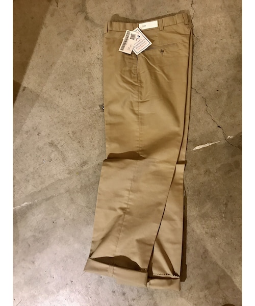 MILITARY(ミリタリー)の「US ARMY カーキトラウザース 米国製 (Dead Stock) サイズ32R(チノパンツ・メンズ・その他)」の2枚目の写真