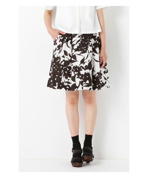 IENA（イエナ）の「LuxLuft 単色花柄スカート（ひざ丈スカート）」 - WEAR