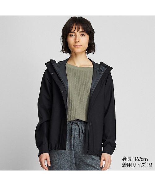 UNIQLO（ユニクロ）の「ブロックテックパーカ（その他アウター・レディース・NAVY 69/BLACK 09/LIGHT GRAY 02・XS/L/M/S/XXL/XL/3XL）」の2枚目の写真