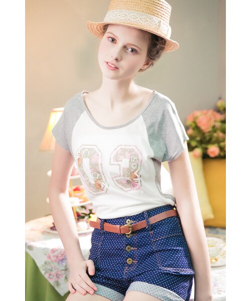 ORENDA（オレンダ）の「連續緹花反折彈力牛仔短褲（パンツ・レディース・圖騰/點點・S/M/L）」の16枚目の写真