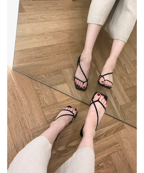 SAPPUN（サプン）の「Lezat（サンダル・レディース・Grey/Black・22.5-25.0cm）」の2枚目の写真