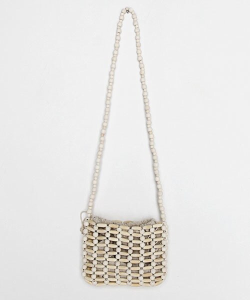 DHOLIC(ディーホリック)の「巾着SETウッドビーズショルダーバッグ(ショルダーバッグ・レディース・ブラック/ベージュ・FREE)」の2枚目の写真