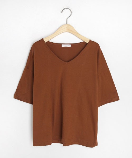 DHOLIC（ディーホリック）の「ステッチVネックルーズTシャツ（Tシャツ/カットソー・レディース・ホワイト/ブラウン/ブラック/ベージュ・FREE）」の3枚目の写真