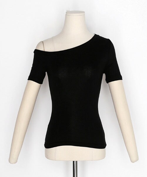 DHOLIC(ディーホリック)の「ワンショルダースリムTシャツ(Tシャツ/カットソー・レディース・グリーン/ホワイト/ブラック・FREE)」の3枚目の写真