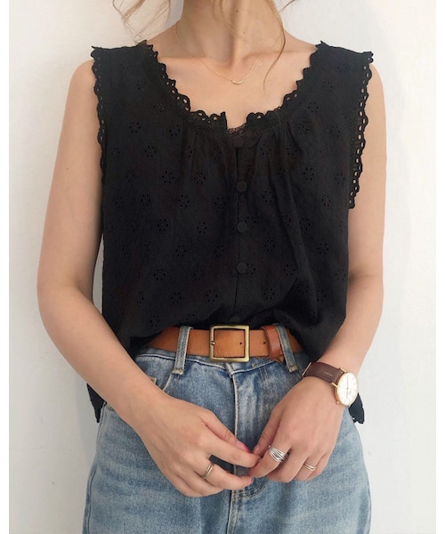 chocomee（チョコミー）の「レースタンク（タンクトップ・レディース・ホワイト/ブラック・FREE）」の2枚目の写真