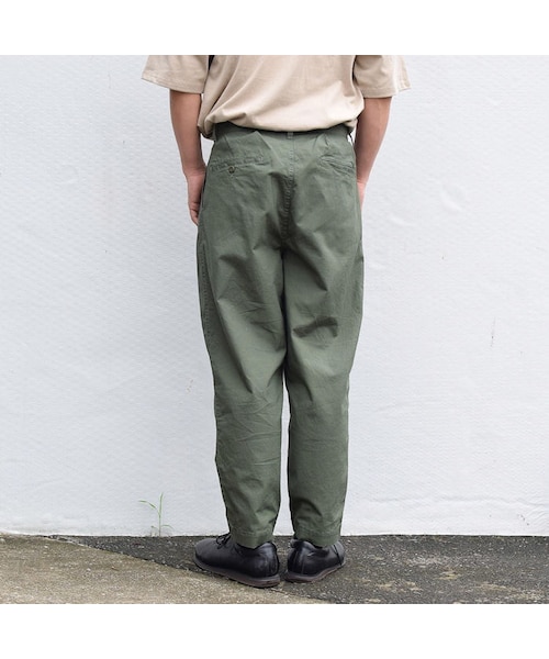 BARNS OUTFITTERS カーゴパンツ カーキ Lサイズ