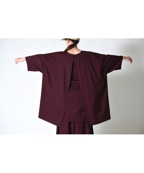 BISHOOL(ビシュール)の「BISHOOL Wool Gabardine Liberty Pullover(Tシャツ/カットソー・レディース・ブラック/レッド/ブラウン・F)」の3枚目の写真