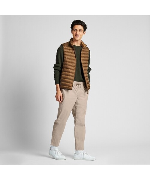 UNIQLO（ユニクロ）の「コットンリラックスアンクルパンツ（その他パンツ・メンズ・BROWN 35/OLIVE 57/NATURAL 30/NAVY 69・M/S/XL/XXL/L/4XL/XS/3XL）」の2枚目の写真