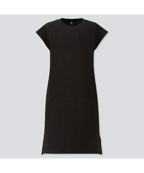 UNIQLO（ユニクロ）の「GIRLS ワッフルクルーネックワンピース（半袖）（ワンピース・キッズ・BEIGE 32/BROWN 36/BLACK 09/OFF WHITE 01・150/160/120/100/130/140/110）」の3枚目の写真