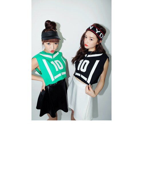 STYLENANDA（スタイルナンダ）の「NEW YORKニットヘアバンド（バッグ・レディース・ネイビー/ブラック・フリーサイズ）」の4枚目の写真