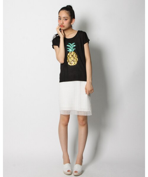 VICKY（ビッキー）の「パインモチーフインターシャニット（トップス・レディース・ホワイト/ブラック/ブルー・M）」の11枚目の写真