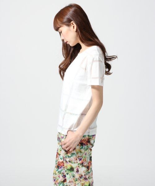 JEANASIS（ジーナシス）の「シアーチェックTEE（トップス・レディース・オフホワイト/ブラック・FREE）」の3枚目の写真