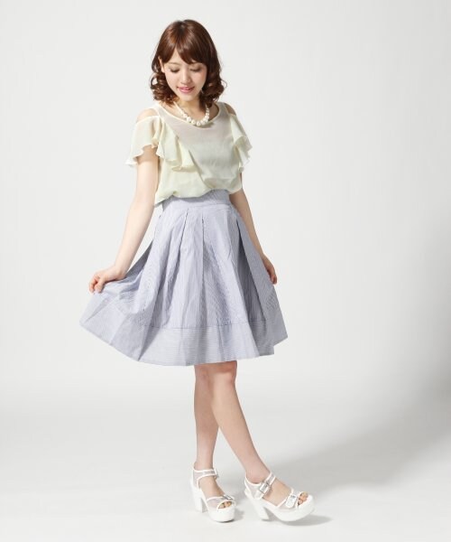 Heather（ヘザー）の「カタアキラッフルチュニック２（トップス・レディース・ホワイト/ブラック/イエロー・Ｆ）」の8枚目の写真