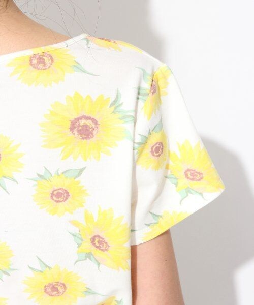 repipi armario（レピピ アルマリオ）の「ヒマワリロゴトップス（トップス・レディース・ホワイト/ピンク/ブルー・ＸＳ/Ｍ）」の9枚目の写真