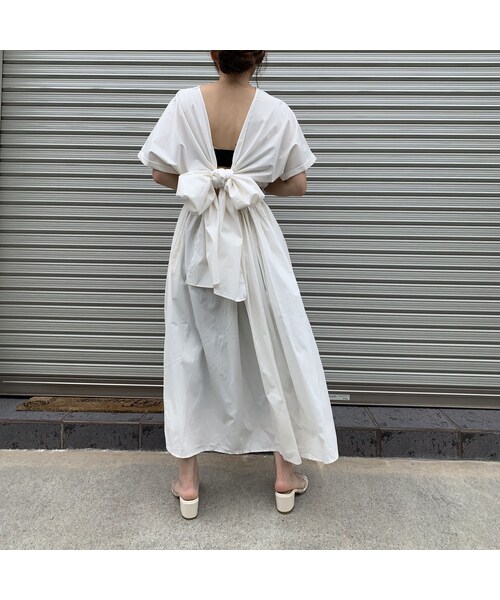 no brand（ノーブランド）の「back open ribbon OP【white 】（ワンピース・レディース・その他）」の8枚目の写真