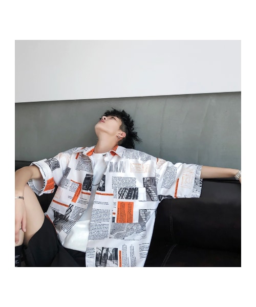 no brand(ノーブランド)の「メンズ シャツ おしゃれ 新聞柄 オーバー サイズ 半袖 夏(シャツ/ブラウス・メンズ・その他)」の3枚目の写真