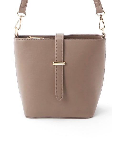 GRL（グレイル）の「フェイクレザーベルトデザインバッグ（ショルダーバッグ・レディース・グレージュ/オフホワイト/ブラック・F）」の3枚目の写真