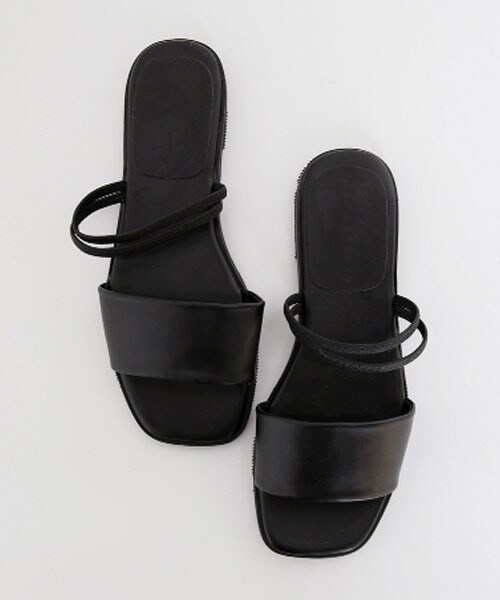 DHOLIC（ディーホリック）の「ゴムストラップサンダル（サンダル・レディース・ブラウン/ベージュ/ブラック/ホワイト・225/230/235/240/245/250）」の3枚目の写真