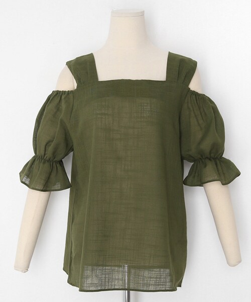 DHOLIC（ディーホリック）の「パフオープンショルダーブラウス（シャツ/ブラウス・レディース・ホワイト/ブラック/グリーン・FREE）」の3枚目の写真