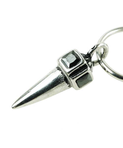 no brand(ノーブランド)の「片耳用(1個売り)フープバーベルピアス コーン スパイク ステンレス バーベルピアス 16G 軟骨ピアス ボディピアス メンズ レディース ユニセックス アクセサリー:MPS190601(ピアス(片耳用)・メンズ・その他)」の3枚目の写真