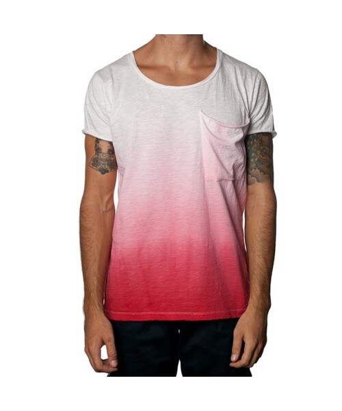 NEMIS(ネミス)の「Bottom-Up Tee Red(Tシャツ/カットソー・メンズ・Red・S-XL)」の1枚目の写真