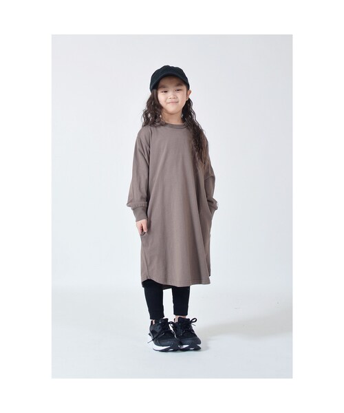 cache cache(カシュ カシュ)の「FOV PLAIN L/S ワンピース(アッシュブラウン)(ワンピース・キッズ・その他)」の2枚目の写真