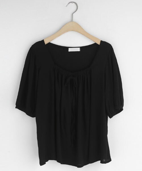 DHOLIC（ディーホリック）の「ギャザーリボンスクエアブラウス（シャツ/ブラウス・レディース・ホワイト/イエロー/ブラック/ベージュ・FREE）」の2枚目の写真