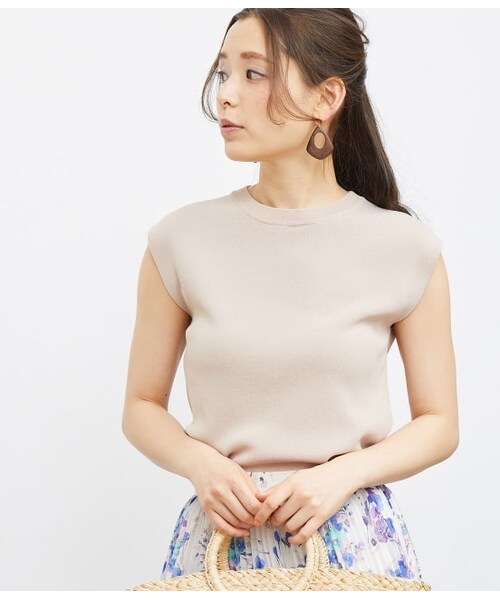 ROPE' PICNIC(ロペピクニック)の「【新色追加】ゼロスリーブ総針ニットプルオーバー(トップス・レディース・ブラック/オレンジ/パープル/ブルー系/ブルー/ベージュ/ホワイト/ダークブラウン・38)」の4枚目の写真