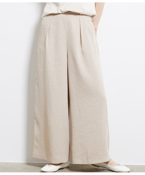 ROPE' PICNIC(ロペピクニック)の「ヴィンテージドットワイドパンツ(パンツ・レディース・ブラウン/ベージュ系/ブラック系・38/40/36)」の3枚目の写真