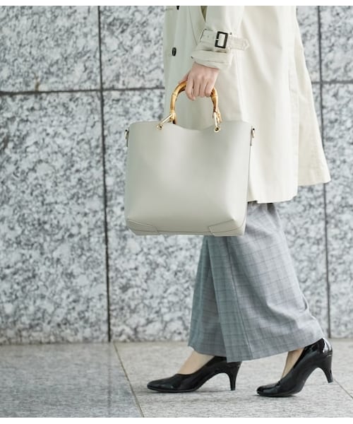 ROPE' PICNIC（ロペピクニック）の「ポーチ付きショルダーバッグ（バッグ・レディース・ライトグレー/キャメル系/ブラック・F）」の2枚目の写真