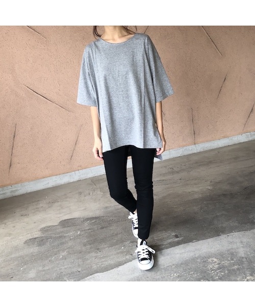 copine（コピン）の「裾スリットオーバーサイズTシャツ(4color)【クリックポスト対象商品】（Tシャツ/カットソー・レディース・その他）」の2枚目の写真