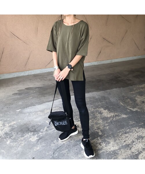 copine（コピン）の「裾スリットオーバーサイズTシャツ(4color)【クリックポスト対象商品】（Tシャツ/カットソー・レディース・その他）」の8枚目の写真