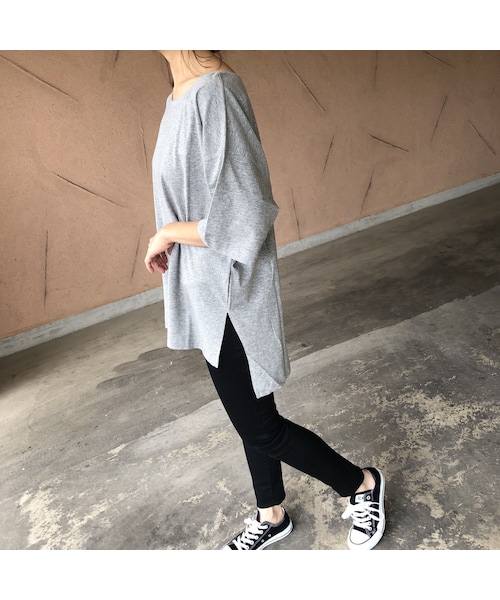 copine（コピン）の「裾スリットオーバーサイズTシャツ(4color)【クリックポスト対象商品】（Tシャツ/カットソー・レディース・その他）」の3枚目の写真