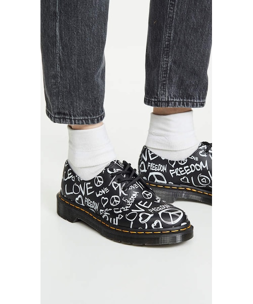 Dr. Martens（ドクターマーチン）の「Dr. Martens 1461 3 Eye Shoes（シューズ・レディース・White・5/6/7/8/9/10）」の4枚目の写真