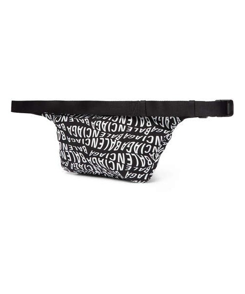 BALENCIAGA(バレンシアガ)の「Balenciaga Logo-Print Canvas Belt Bag(メッセンジャーバッグ・メンズ・Black・One Size)」の4枚目の写真