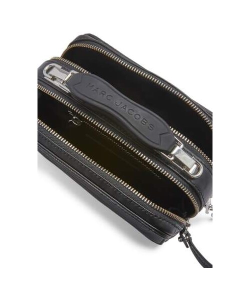 MARC JACOBS(マークジェイコブス)の「MARC JACOBS The Box 20 Leather Crossbody Bag(ショルダーバッグ・レディース・Black・One Size)」の4枚目の写真