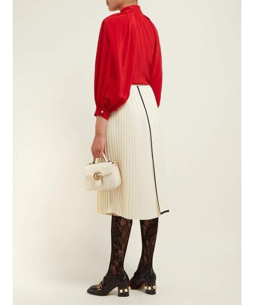 GUCCI(グッチ)の「Gucci - Gg Marmont Quilted Leather Cross Body Bag - Womens - White(ショルダーバッグ・レディース・White・One Size)」の5枚目の写真