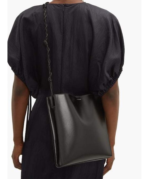 JIL SANDER（ジルサンダー）の「Jil Sander - Medium Leather Cross Body Bag - Womens - Black（ショルダーバッグ・レディース・Black・One Size）」の3枚目の写真