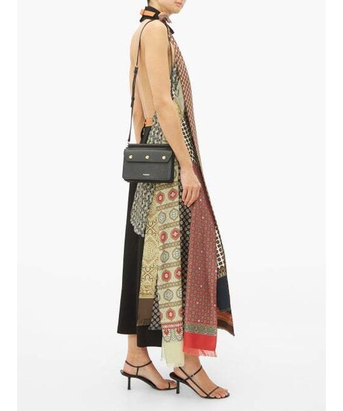 BURBERRY(バーバリー)の「Burberry - Title Mini Leather Cross Body Bag - Womens - Black(ハンドバッグ・レディース・Black・One Size)」の2枚目の写真