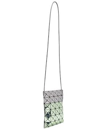 バッグ BAOBAO PLATINUM mix アイテムのご紹介「PLATINUM MIX」 – isseymiyake.com