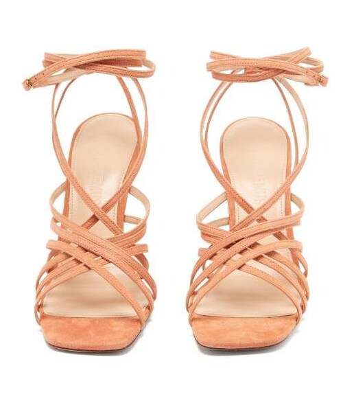 JACQUEMUS(ジャックムス)の「Jacquemus Pisa Mismatched Heel