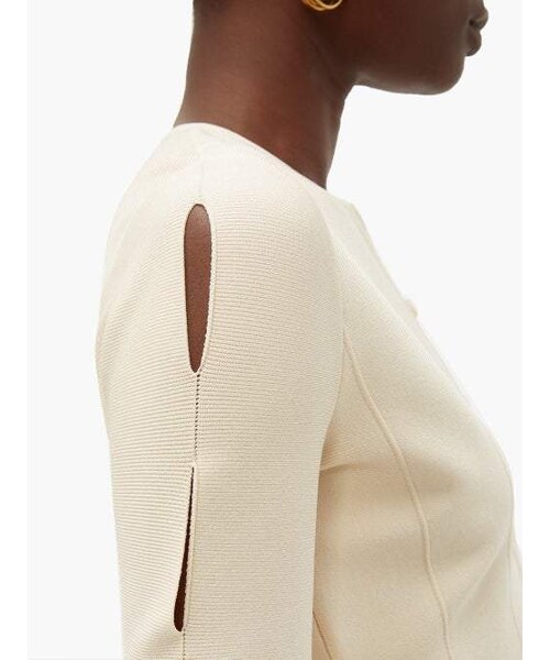 Alexander McQueen(アレキサンダーマックイーン)の「Alexander Mcqueen - Scalloped Peplum Knitted Cardigan - Womens - Ivory(カーディガン/ボレロ・レディース・White・M/L/XL)」の2枚目の写真