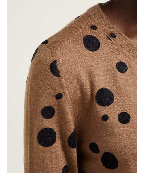 ISA ARFEN(イサ アフェン)の「Isa Arfen - Flocked Polka Dot Wool Cardigan - Womens - Camel(カーディガン/ボレロ・レディース・Brown・6 Uk/8 Uk/12 Uk)」の5枚目の写真