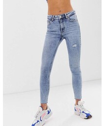 Bershka skinny 5 pocket distressed jean in mid blue