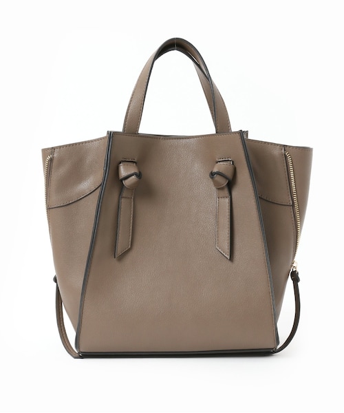 SLOBE IENA（スローブイエナ）の「バッグ(SLOBE IENA)（バッグ・キャメル A/フリー/在庫あり）」の2枚目の写真