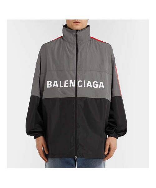 BALENCIAGA（バレンシアガ）の「Balenciaga Oversized Striped Logo 