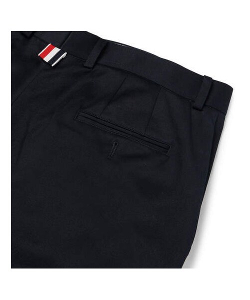 THOM BROWNE（トムブラウン）の「Thom Browne Navy Slim-Fit Cropped Striped Cotton-Twill Trousers（その他パンツ・メンズ・Blue・2/1/3）」の5枚目の写真