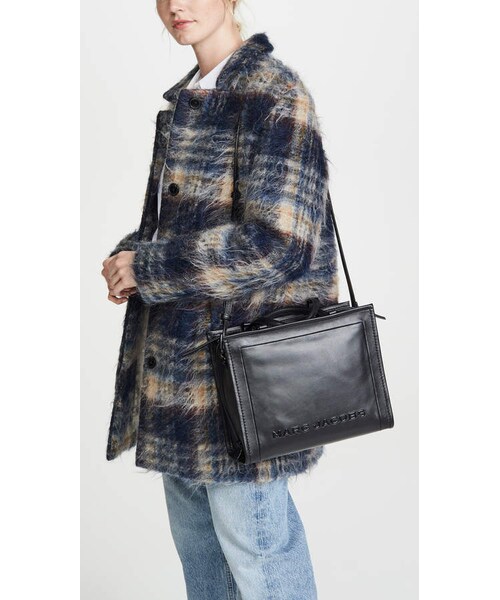 MARC JACOBS（マークジェイコブス）の「Marc Jacobs The Box Shopper 29 Bag（ショルダーバッグ・レディース・Black・One Size）」の2枚目の写真